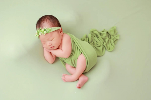 金华宝宝在肚子里打嗝